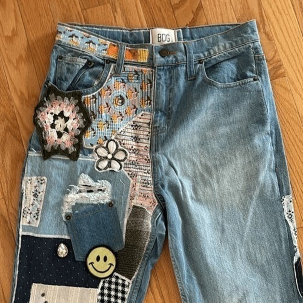 BDG Jeans crocheted patchwork denim high rise Hippie Festival women's 29 NEW - Picture 5 of 12